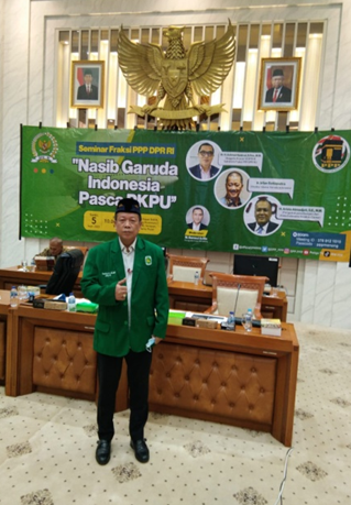 Undrizon, SH., MH., (Sekretaris Jenderal DPP PERTI), menanggapi Pemapar Dalam Diskusi Rekonstruksi PT. Garuda Indonesia Pasca PKPU di Komisi VI DPR RI, 5 September 2022